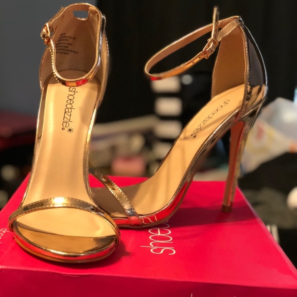 Shoe Dazzle Gold Bexley Heel